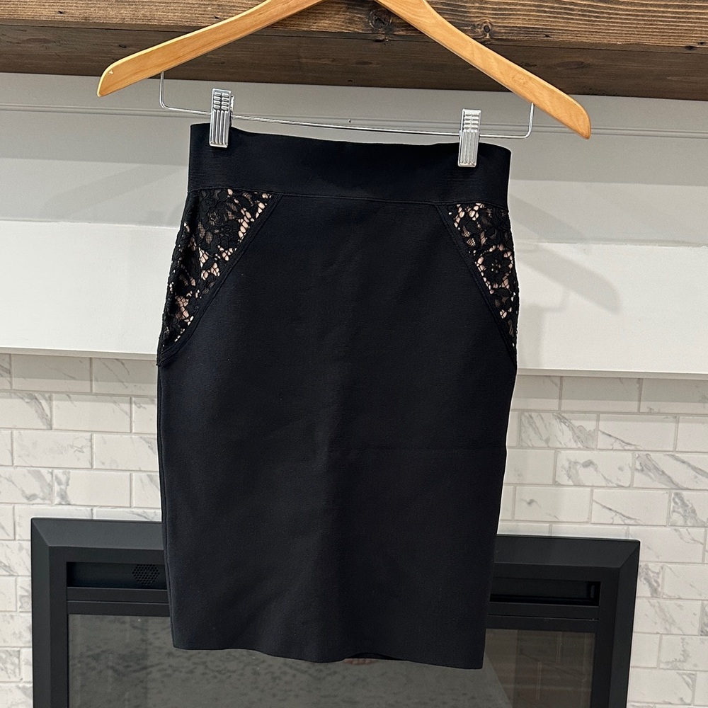 BCBGMaxAzria Black stretch Pencil Skirt with Lace Detail